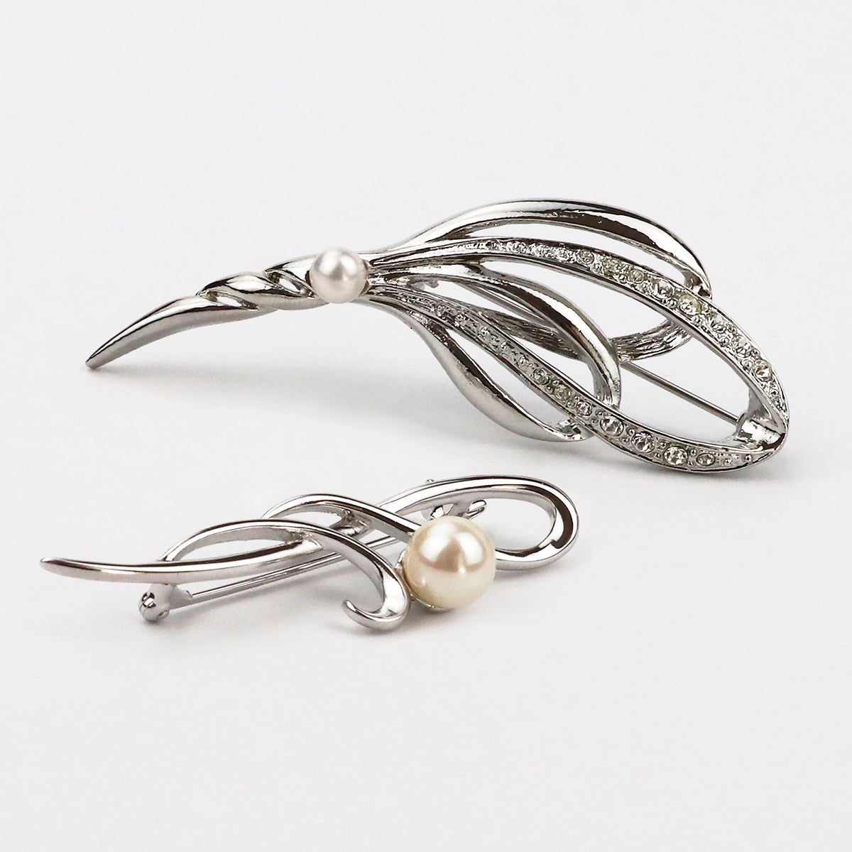 ブローチ・ピンズ