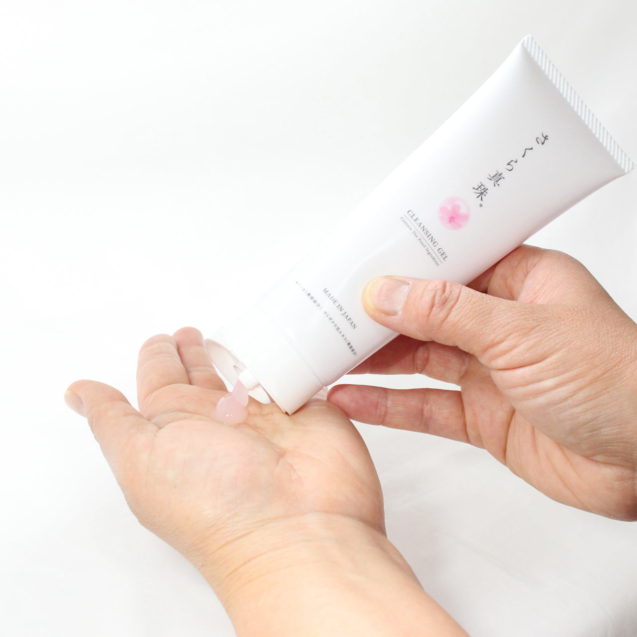 さくら真珠 クレンジングジェル (550.869)